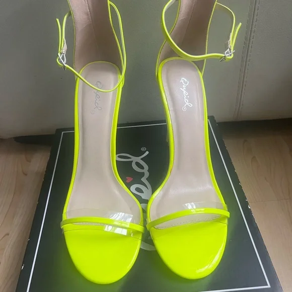 Neon Heels - Picture 1 of 9